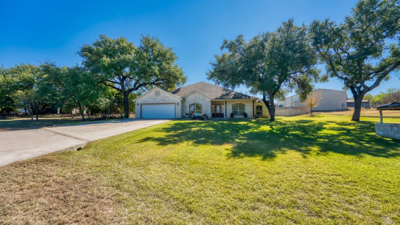 207 Pecan, Kingsland, TX, 78639 Scene 1