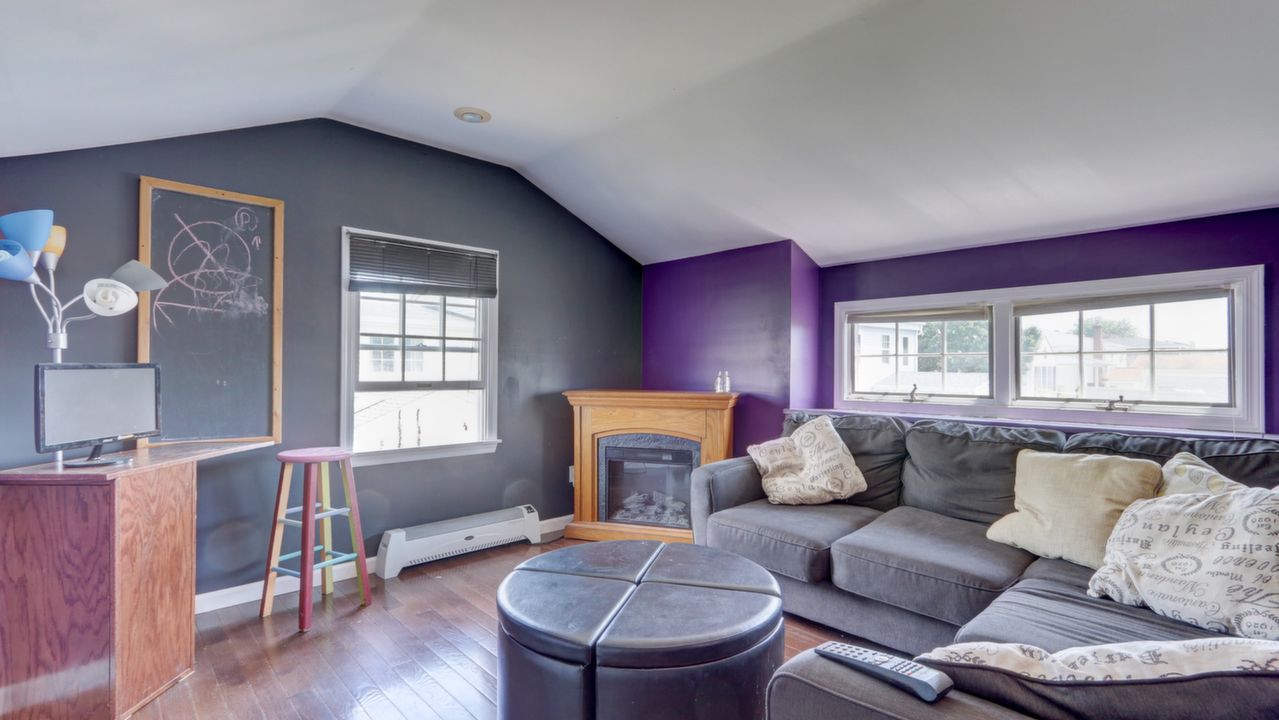 30 East Dr, Copiague, NY, 11726 Scene 4