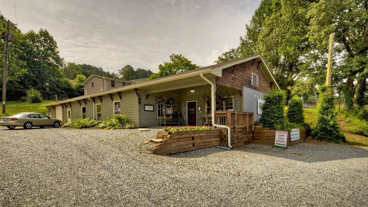 Fernishings retail store, Ellijay, GA, 30540 Scene 1