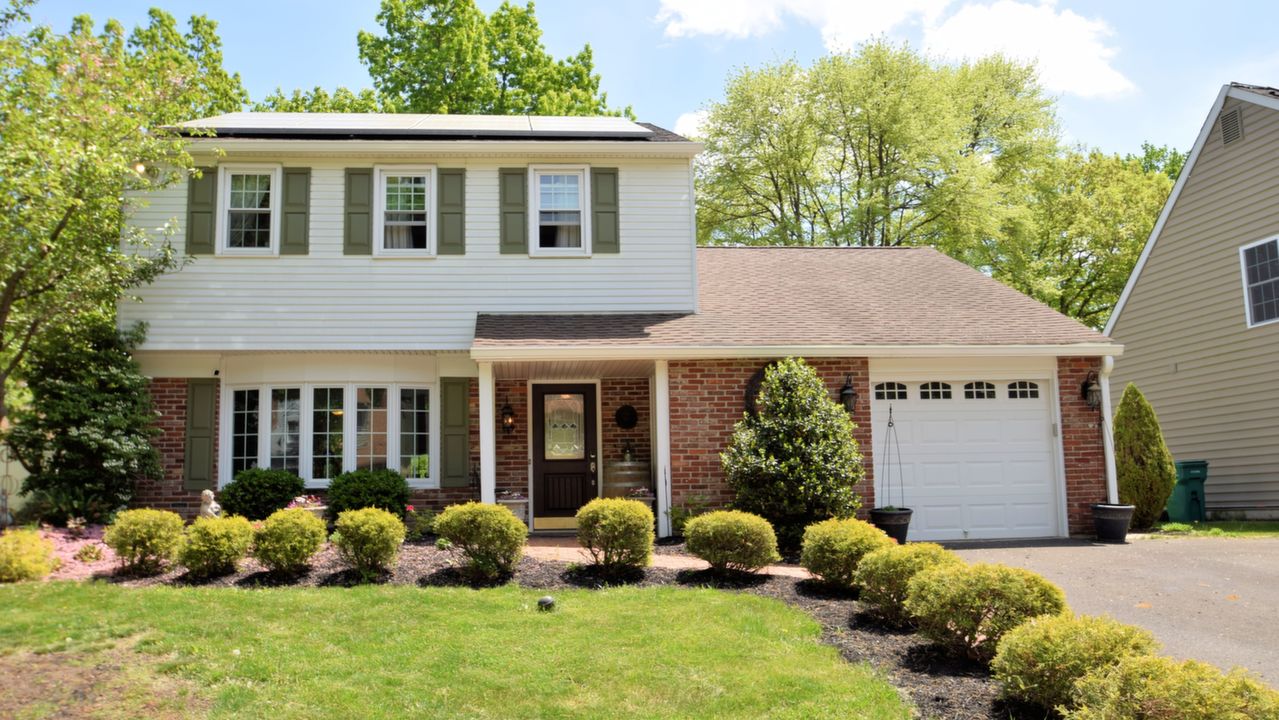 726 Fairbridge Dr, Fairless Hills, PA, 19030 Scene 1