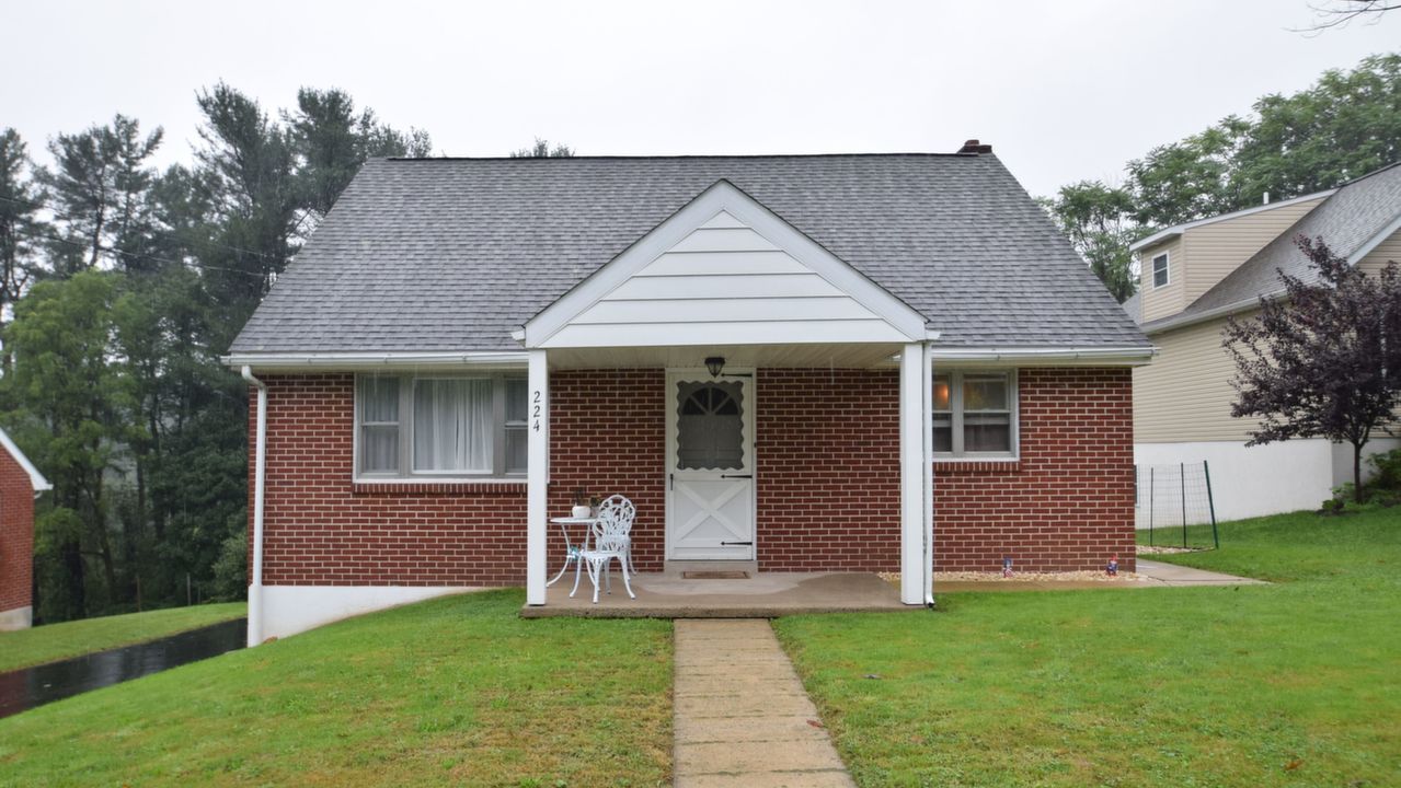 224 W Spring Sst, Bechtelsville, PA, 19505 Scene 1