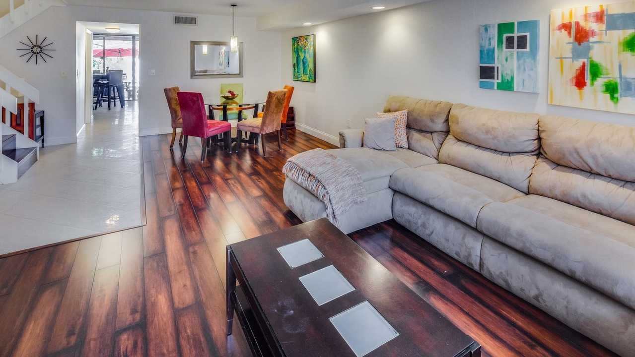 10621-SW-77th-Ter-04