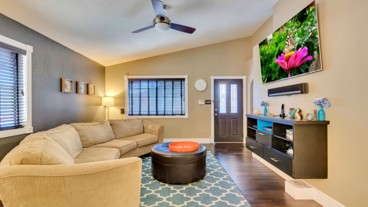 1111 JOHN PHELAN DR, El Paso, TX, 79936 Scene 4