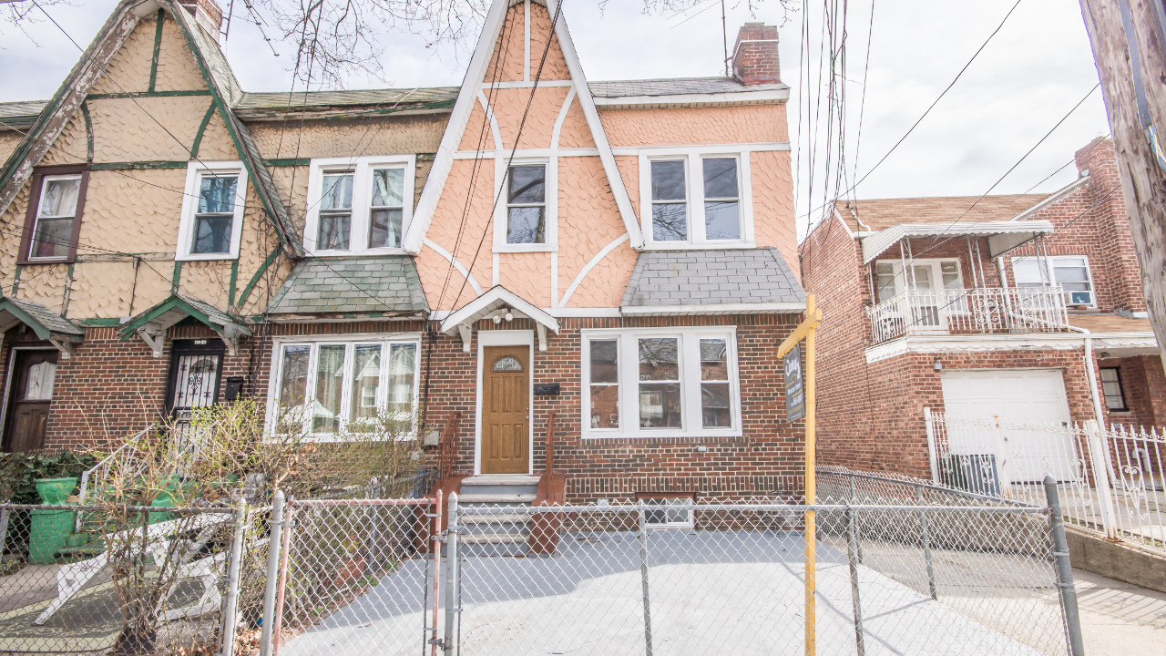 115-39 122nd St, Queens, NY, 11420 Scene 1