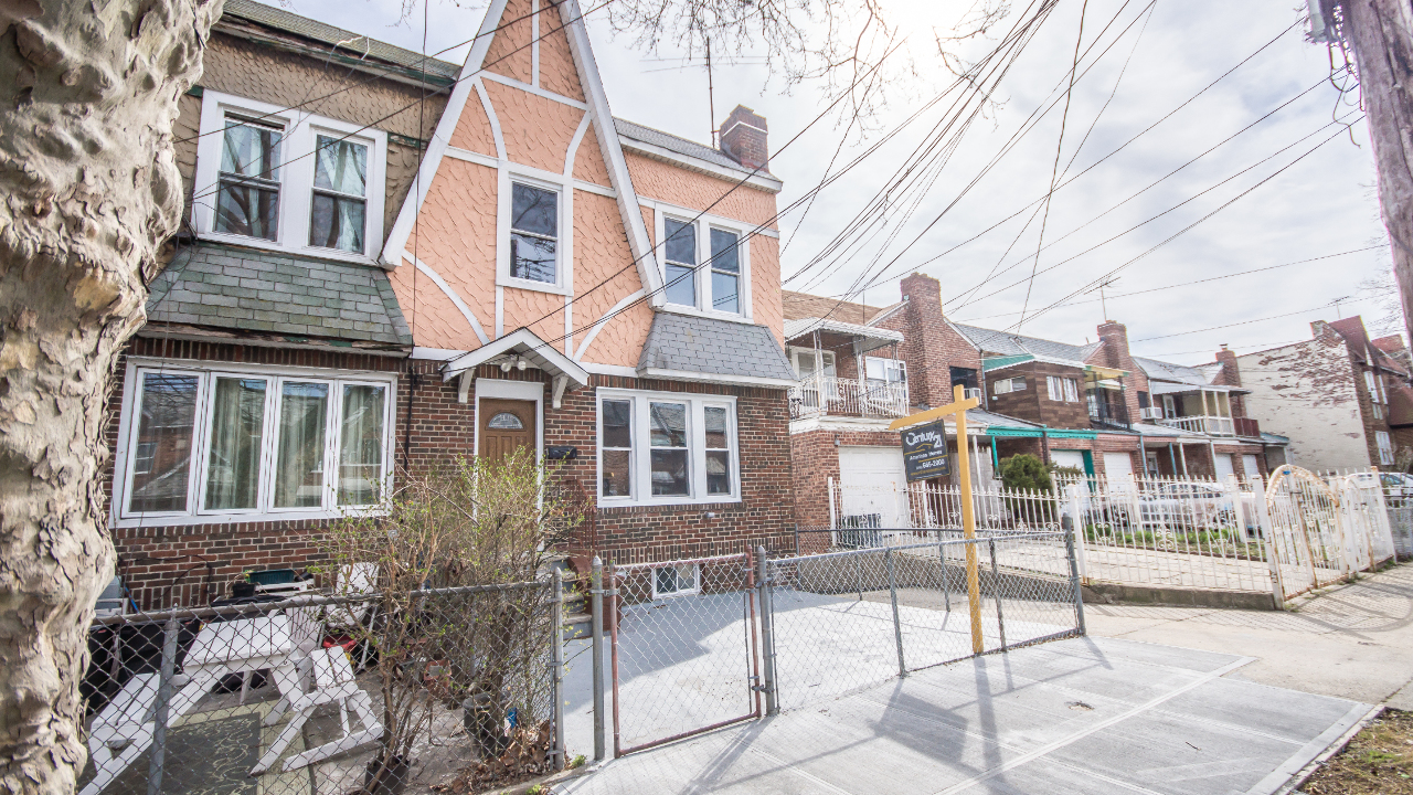 115-39 122nd St, Queens, NY, 11420 Scene 3