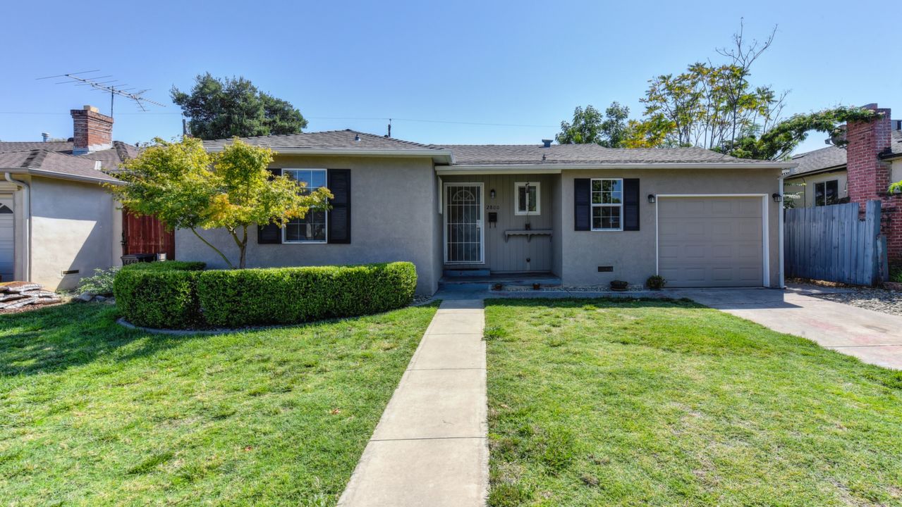 2800 16th Ave., Sacramento, CA, 95820 Scene 1