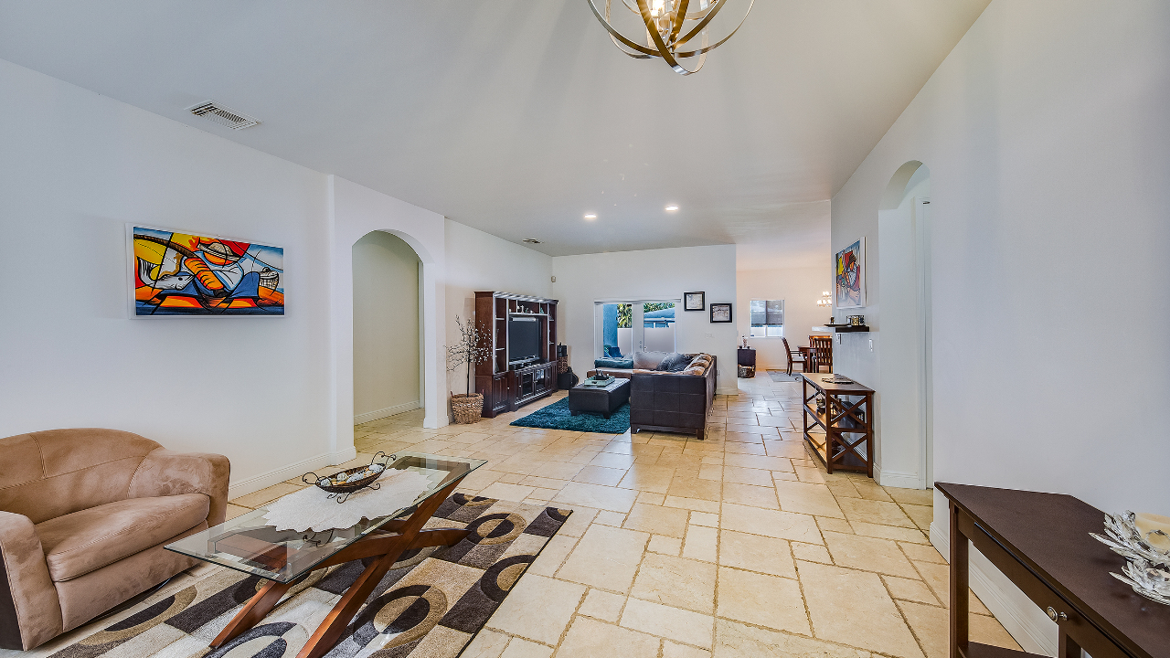 795-NE-80th-St-04