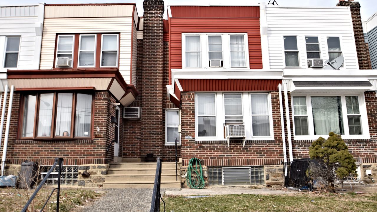 6260 Erdrick St, Philadelphia, PA, 19135 Scene 1