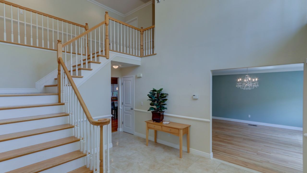 2 Gail Terrace, Glen Cove, NY, 11542 Scene 4