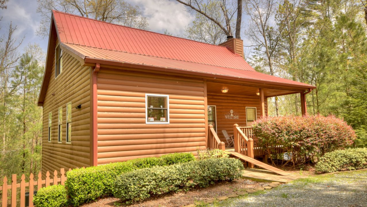 20 Fable Ct, Ellijay, GA, 30540 Scene 2