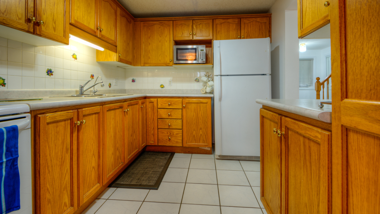 16 Sullivan Crescent, Guelph, ON, N1K 1X8 Scene 3