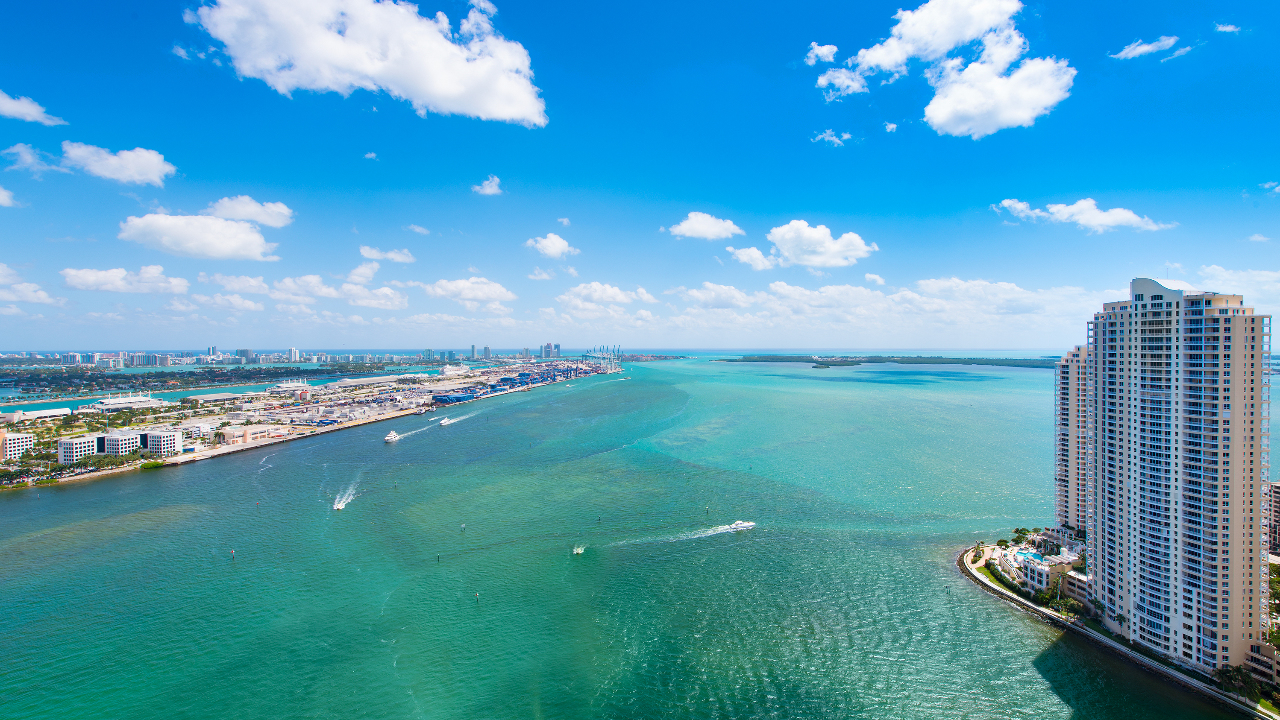One-Miami-LPH09-07