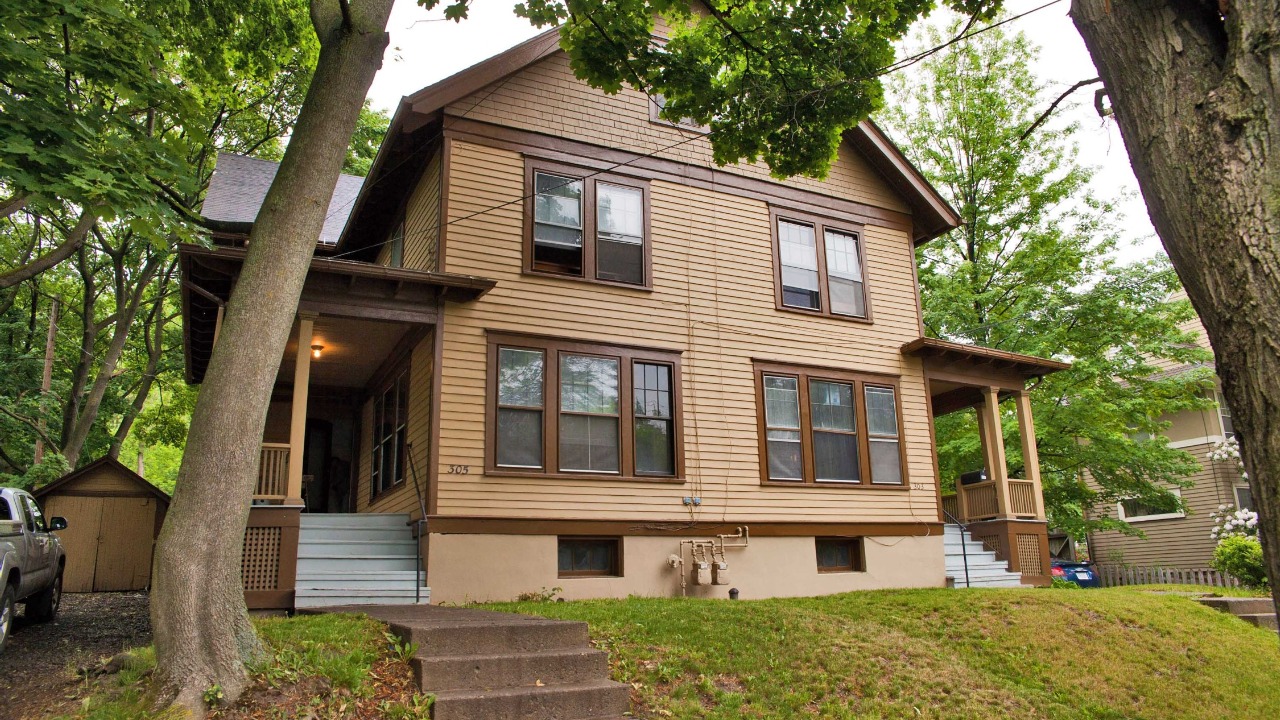 Welcome to 305 Wyckoff Ave