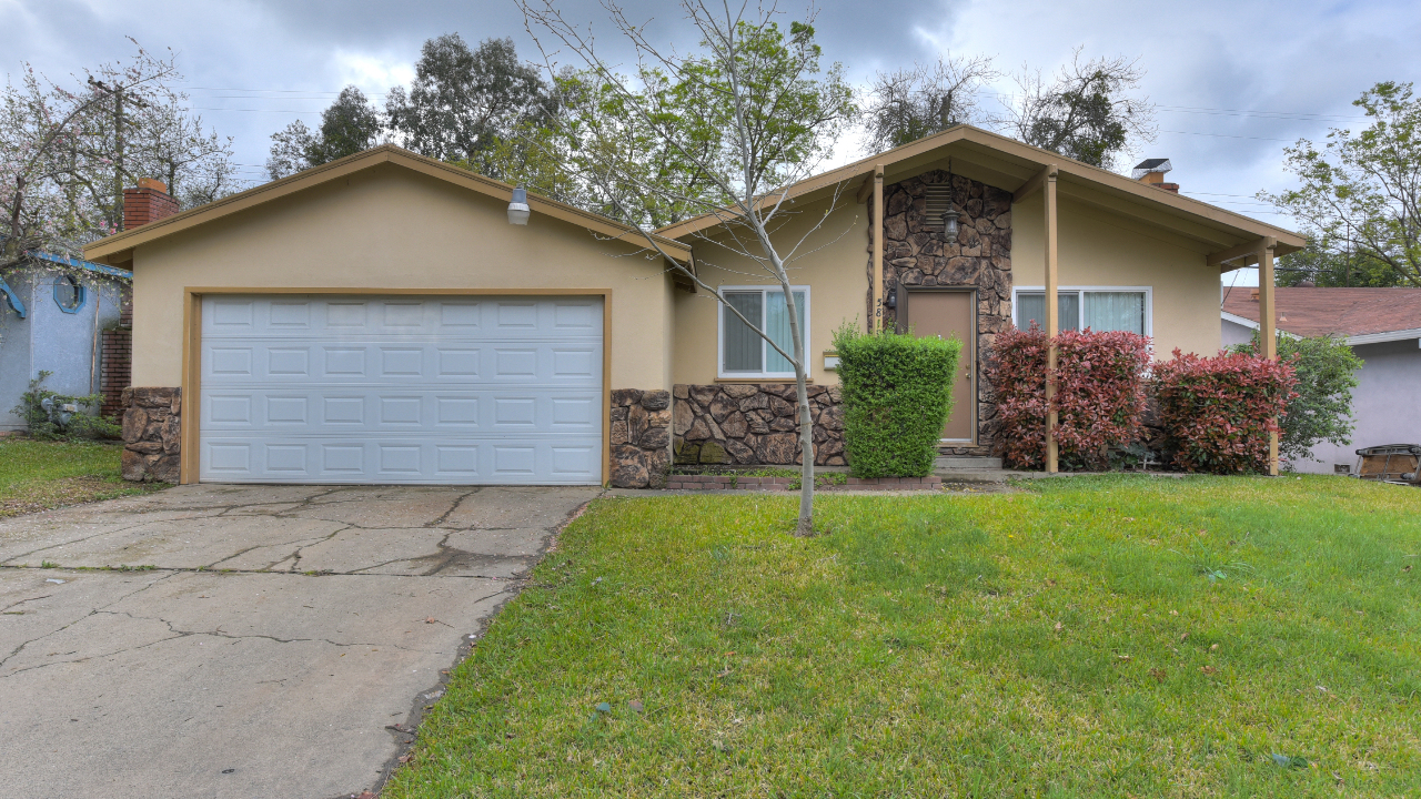 5819 Woodleigh Drive, Carmichael, CA, 95608 Scene 2