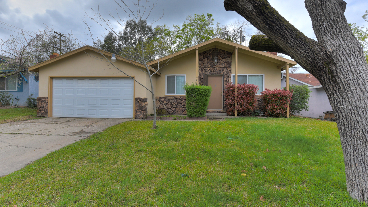 5819 Woodleigh Drive, Carmichael, CA, 95608 Scene 3