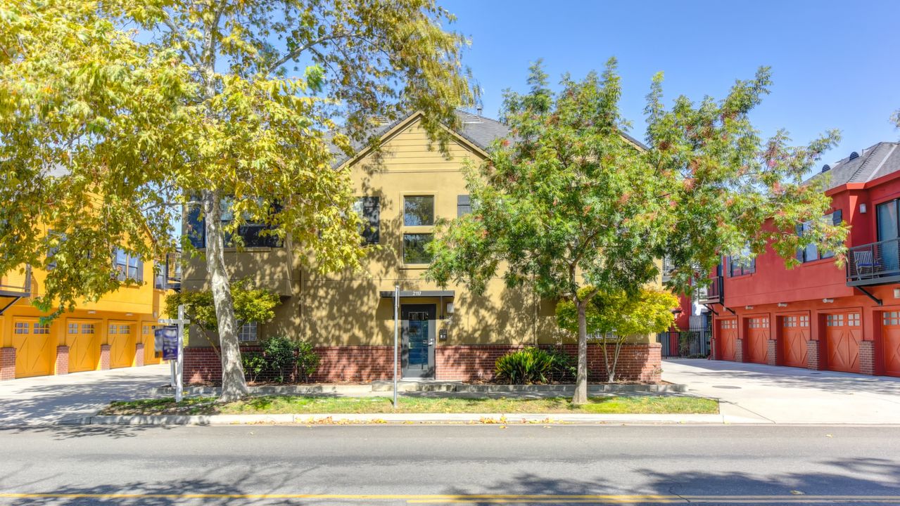 2117 S Street #206, Sacramento, CA, 95816 Scene 3
