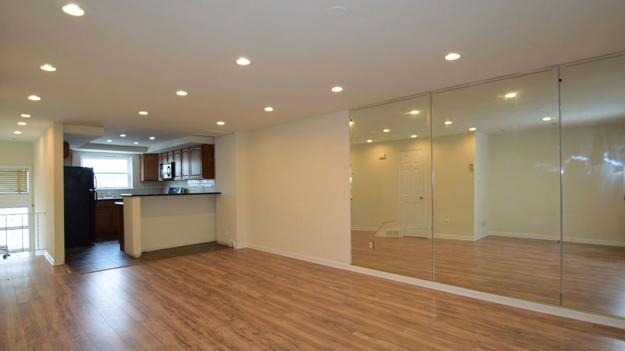 320 N Simpson St, Philadelphia, PA, 19139 Scene 3