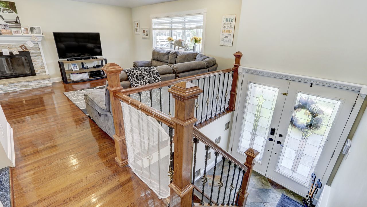 3489 Westminster Rd, Oceanside, NY, 11572 Scene 3