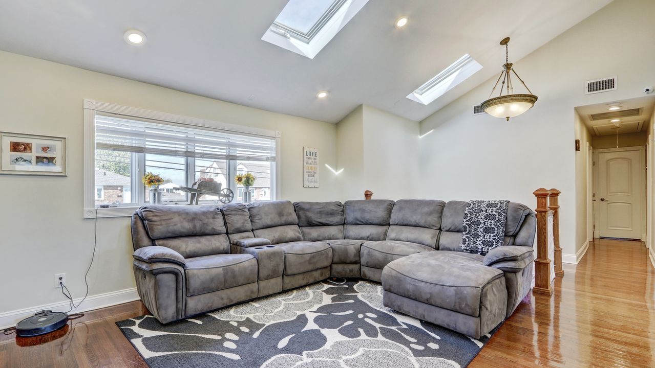 3489 Westminster Rd, Oceanside, NY, 11572 Scene 4