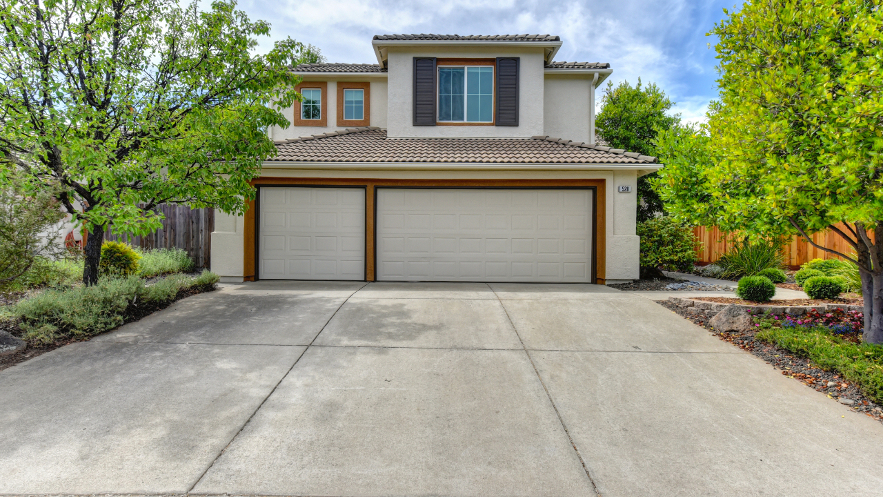 528 Fisher Cir., Folsom, CA, 95630 Scene 1