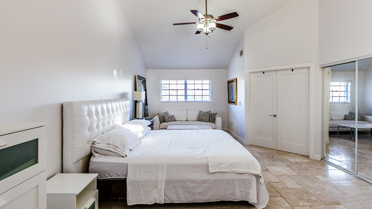 4807-NW-98th-PL-14