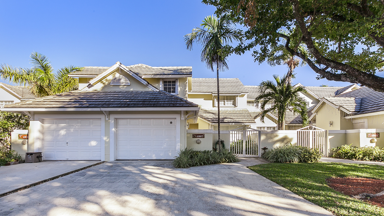4807 NW 98th PL-01