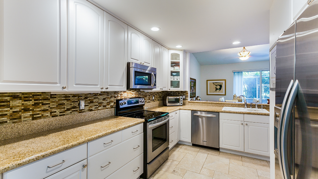 4807-NW-98th-PL-08