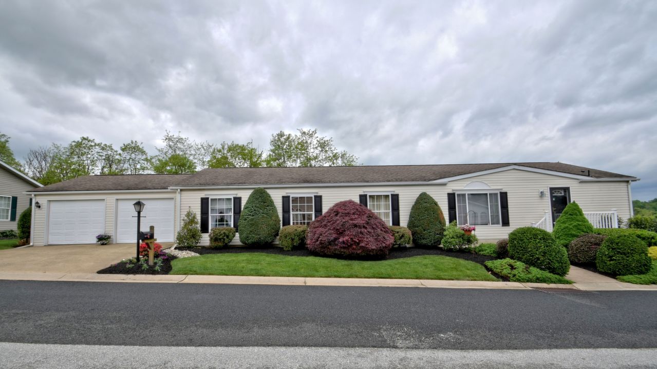 1018 Scenic View Dr, Schwenksville, PA, 19473 Scene 1