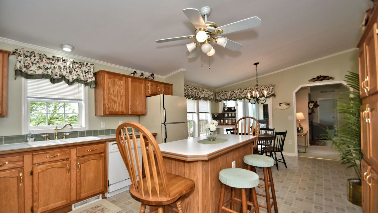 1018 Scenic View Dr, Schwenksville, PA, 19473 Scene 4