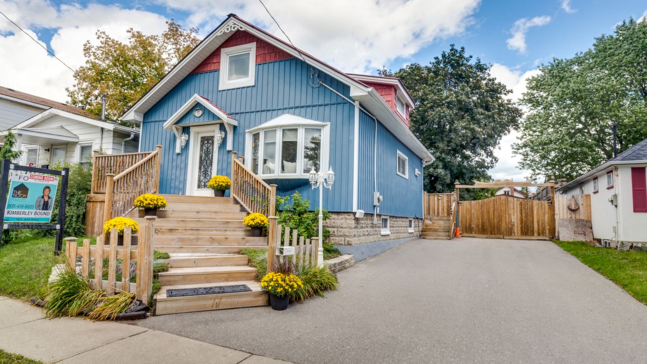 77 Westmount Street, Oshawa, ON, L1J 4X2 Scene 1