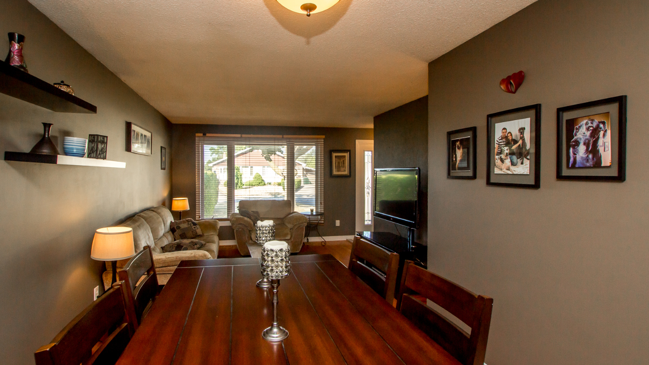 48 Aloma Cres, Brampton, ON, L6T 2P1 Scene 4