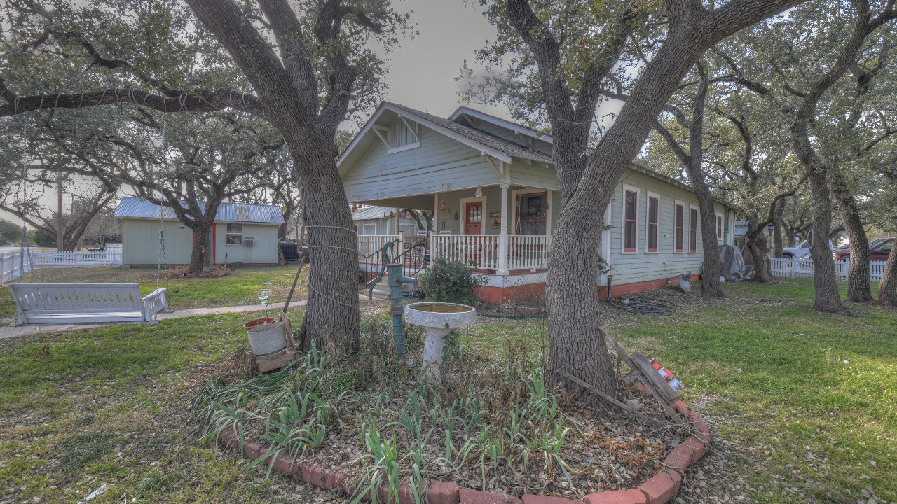 220 Bedell, Bertram, TX, 78605 Scene 1