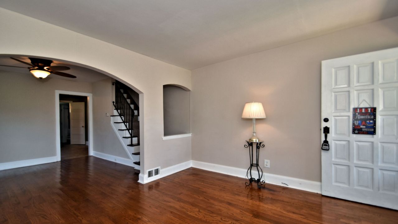 192 W Hendrickson Ave, Morrisville, PA, 19067 Scene 2