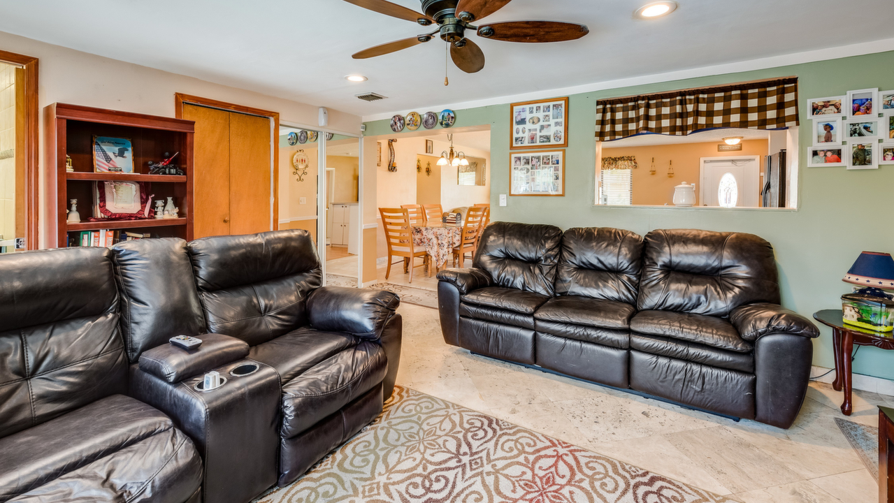8771-NW-15th-Ct-12