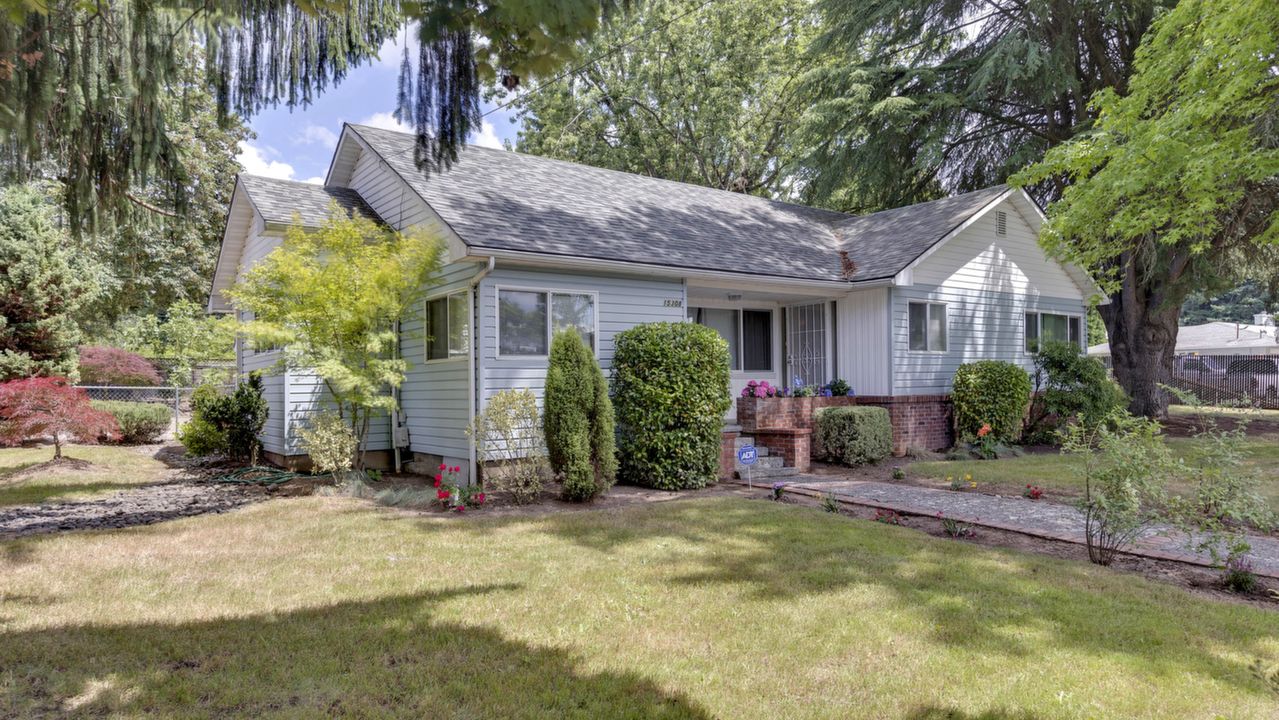 15308 SE Olive Ave, Milwaukie, OR, 97267 Scene 2