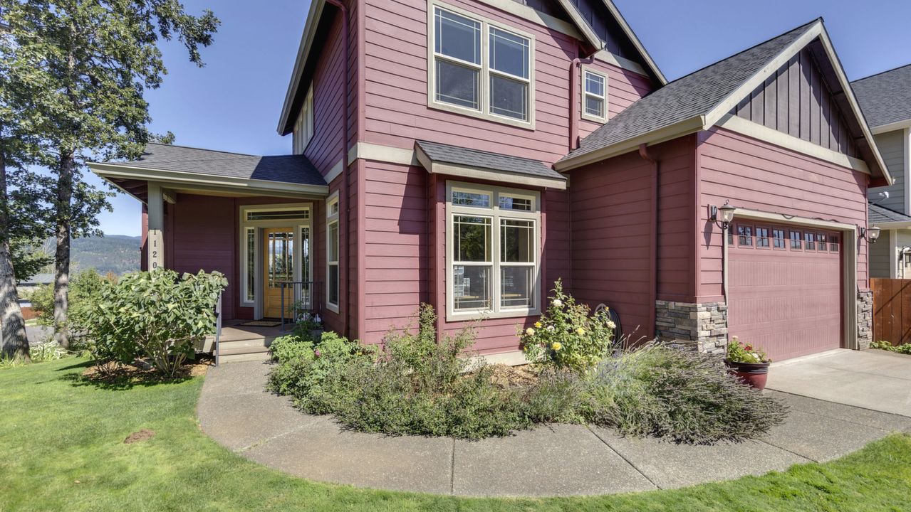 1120 Redtail Loop, Hood River, OR, 97031 Scene 4