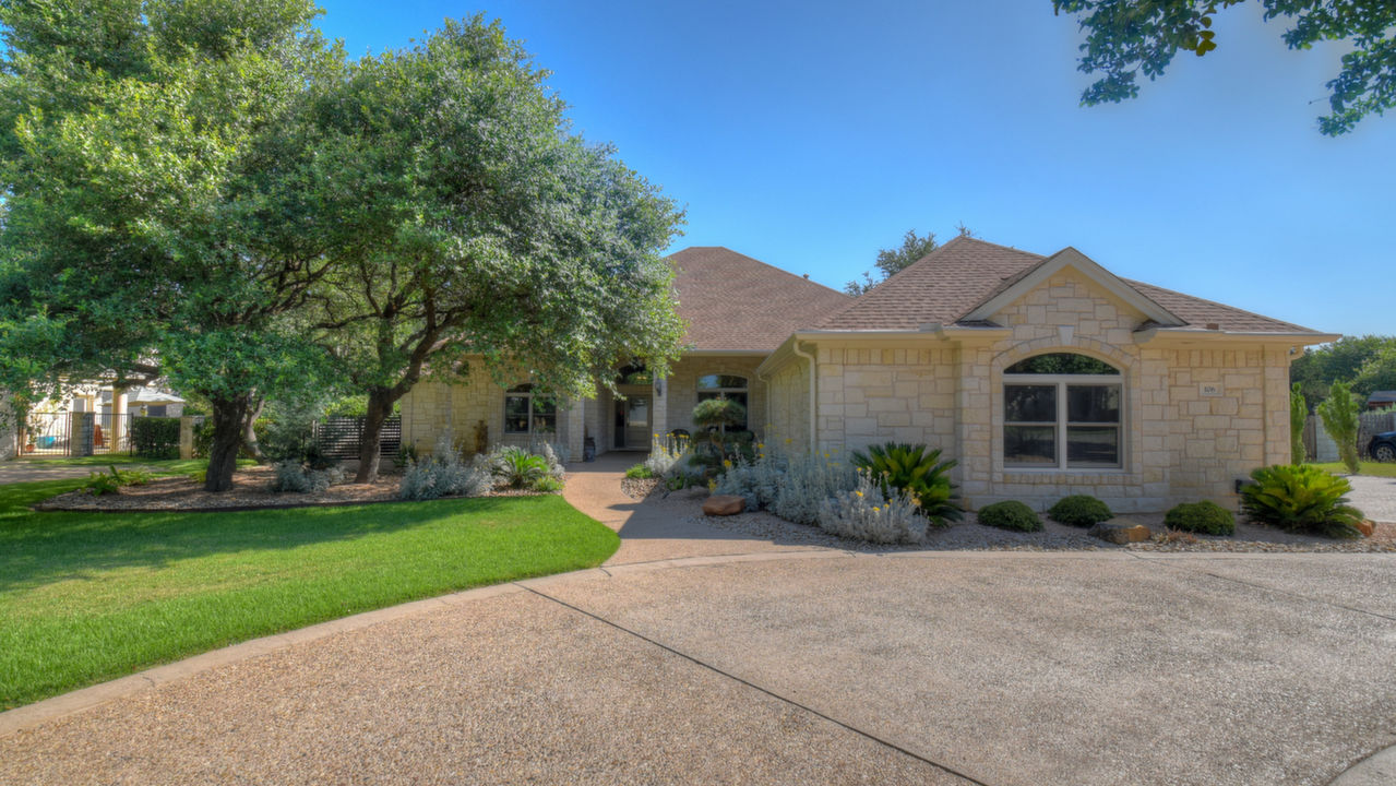 106 Orion, Lakeway, TX, 78734 Scene 1