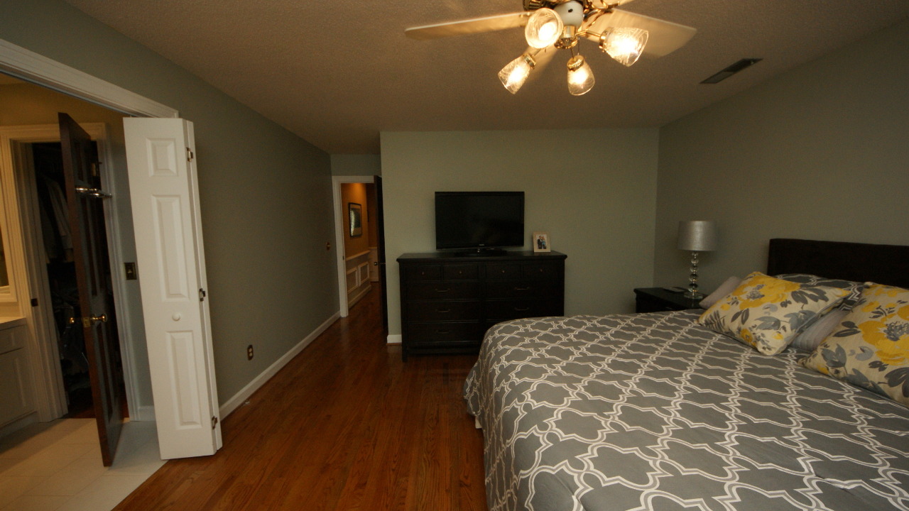 970 Harbortowne Rd, Charleston, SC, 29412 Scene 4