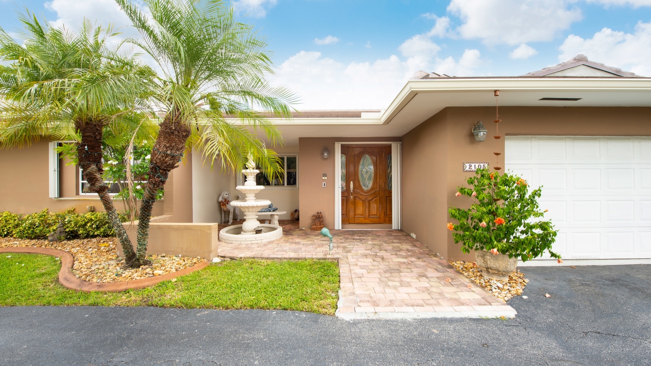 2105-SW-123rd-Ct-03