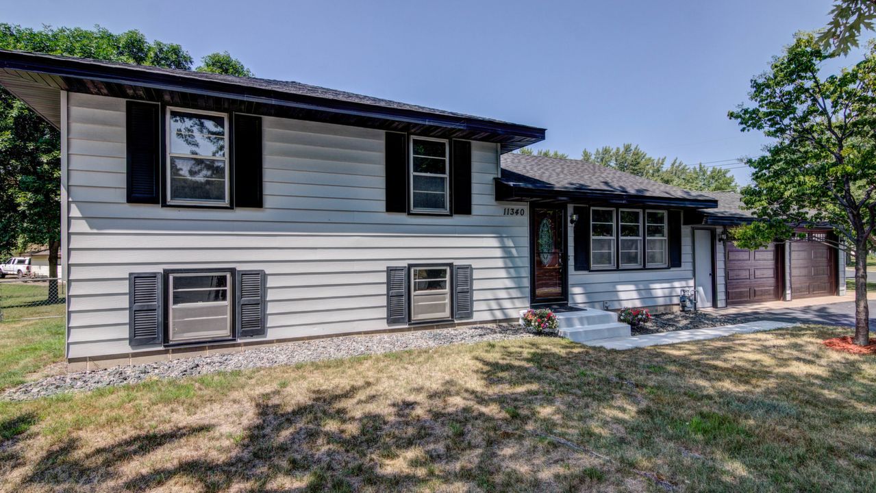 Call Anna Christopherson @ (612) 400-4806