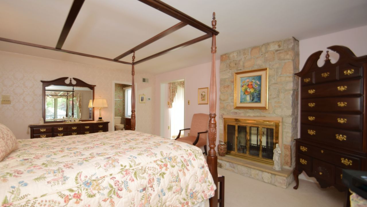 127 Executive Dr, Ambler, PA, 19002 Scene 3