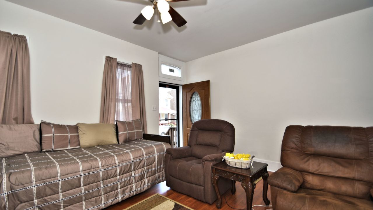 332 1st Ave, Phornixville, PA, 19460 Scene 2