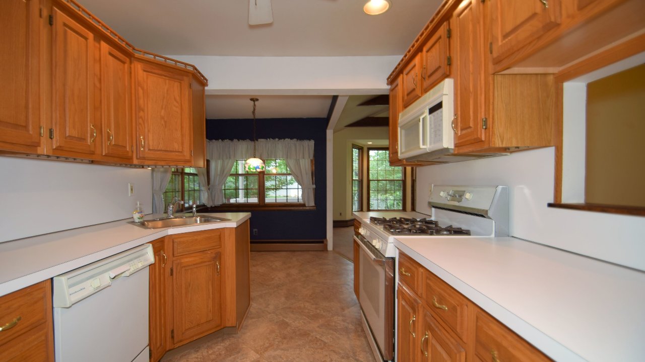 118 Wayne Ave, Norristown, PA, 19403 Scene 2