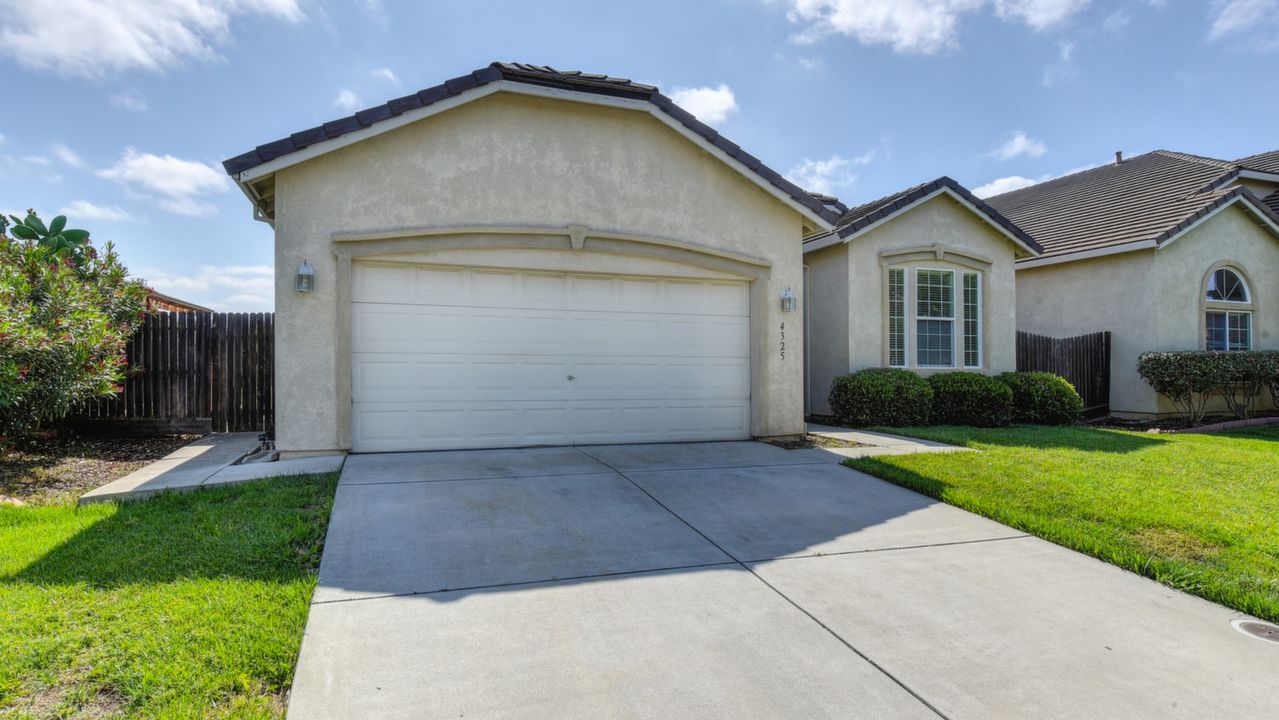 4325 Freitag Way, Elk Grove, CA, 95758 Scene 3