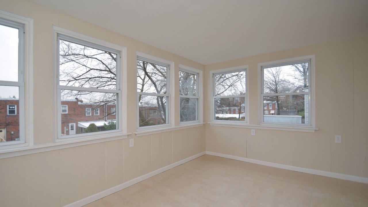 321 Hermitage St, Philadelphia, PA, 19128 Scene 4