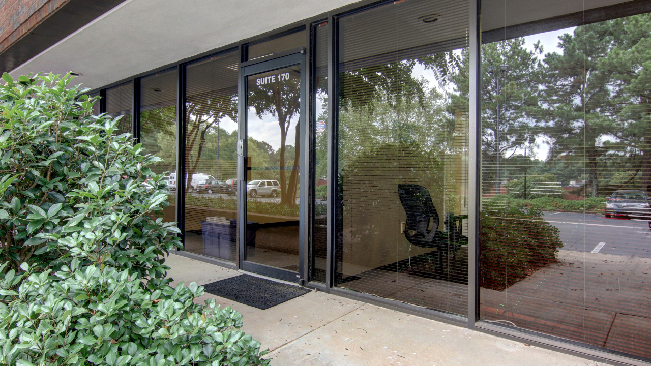 2030 Powers Ferry Business Park
Suite 170, Atlanta, GA, 30339 Scene 4