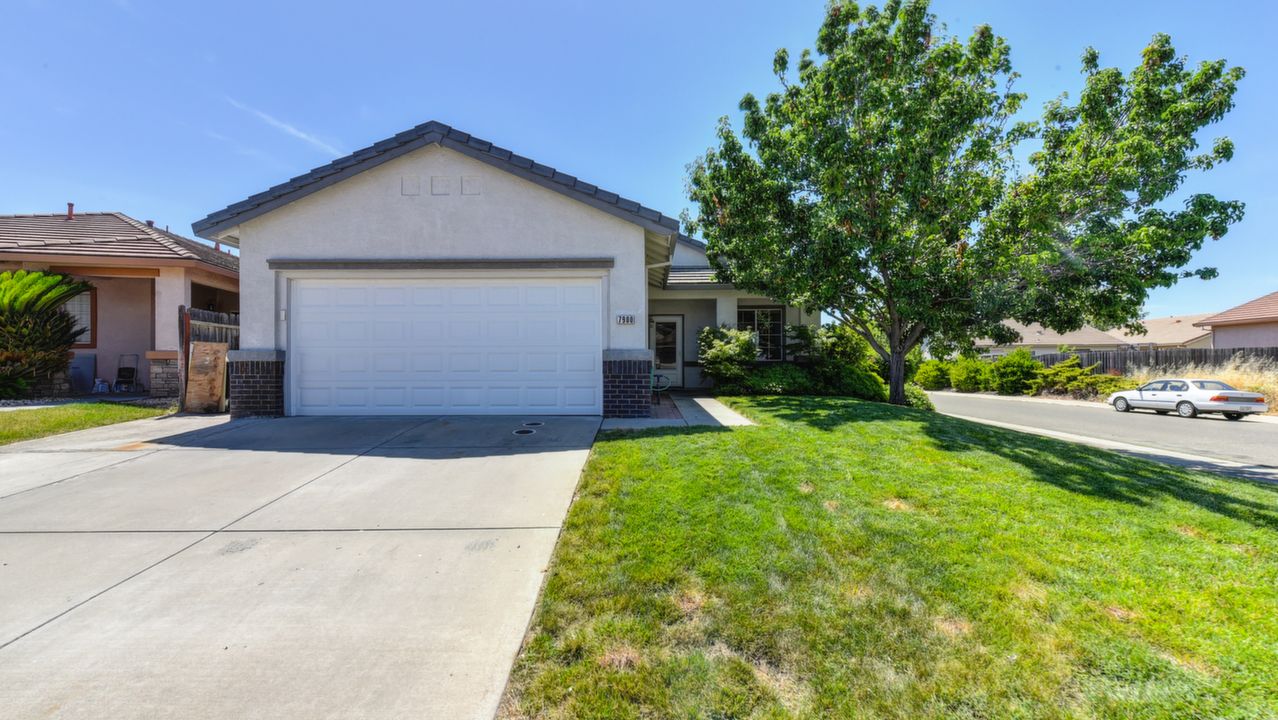 7900 Neyland Way, Sacramento, CA, 95829 Scene 1