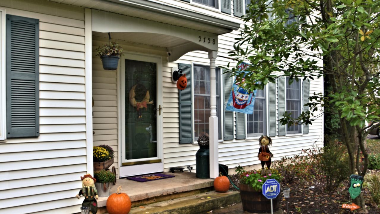 2128 Garden Ave, Warrington, PA, 18976 Scene 4