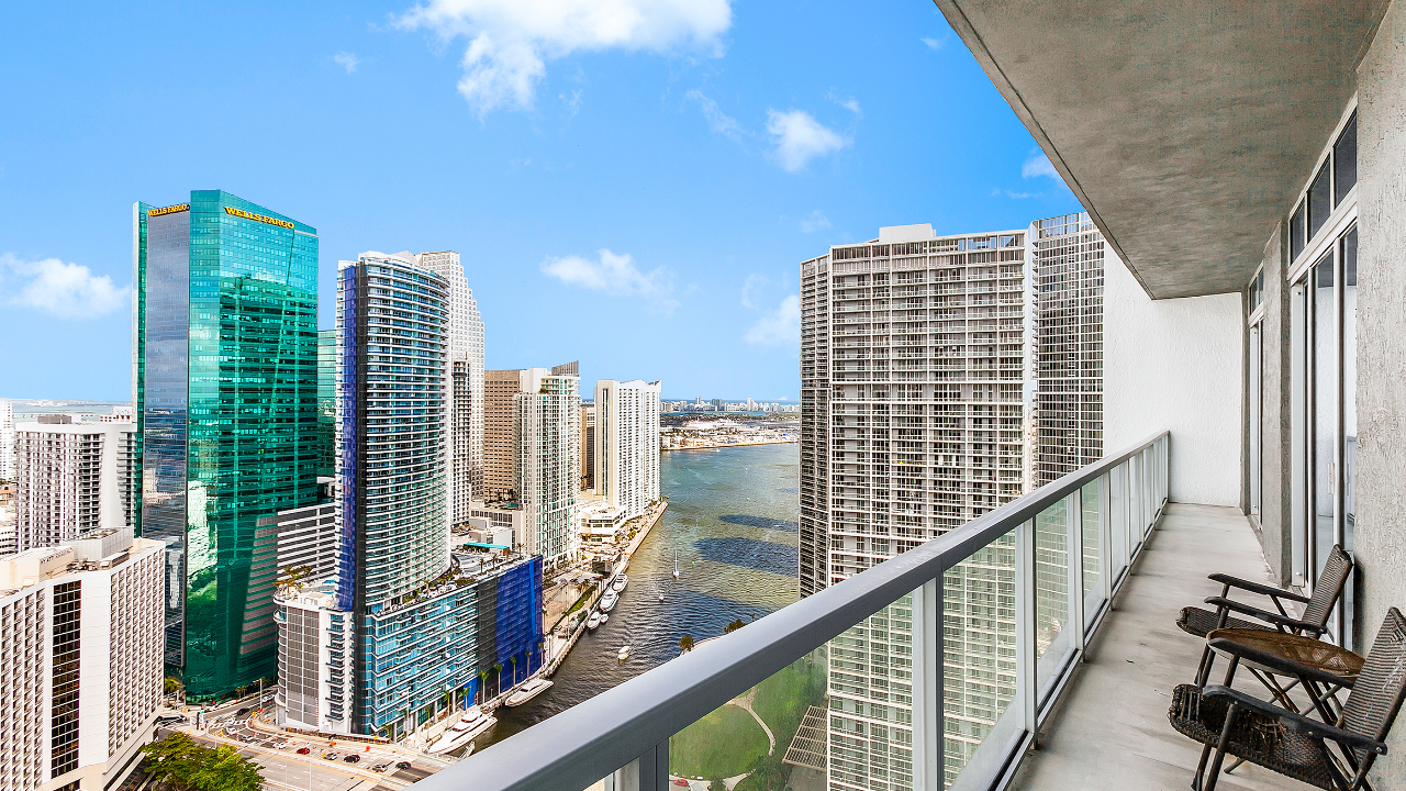500-Brickell-#4205-03