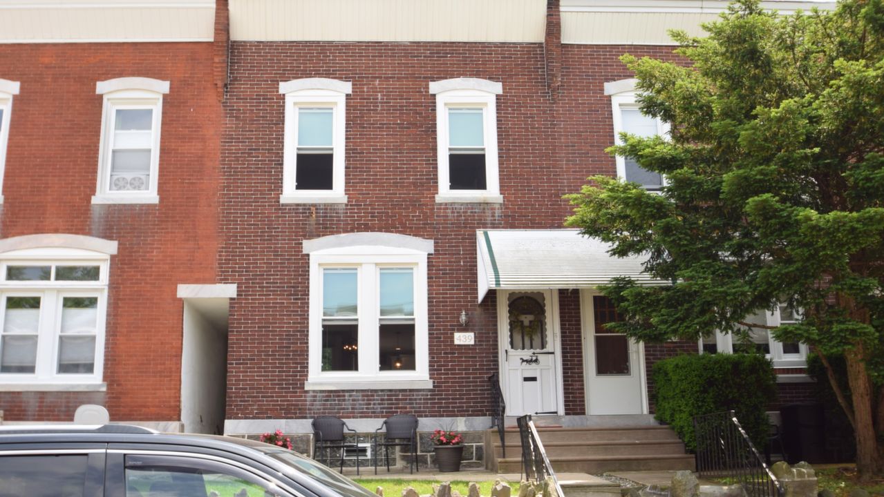 739 Markle St, Philadelphia, PA, 19128 Scene 1